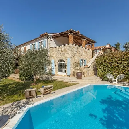 Beautiful Larun In Istria فيلة
